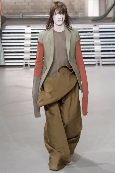Look 31